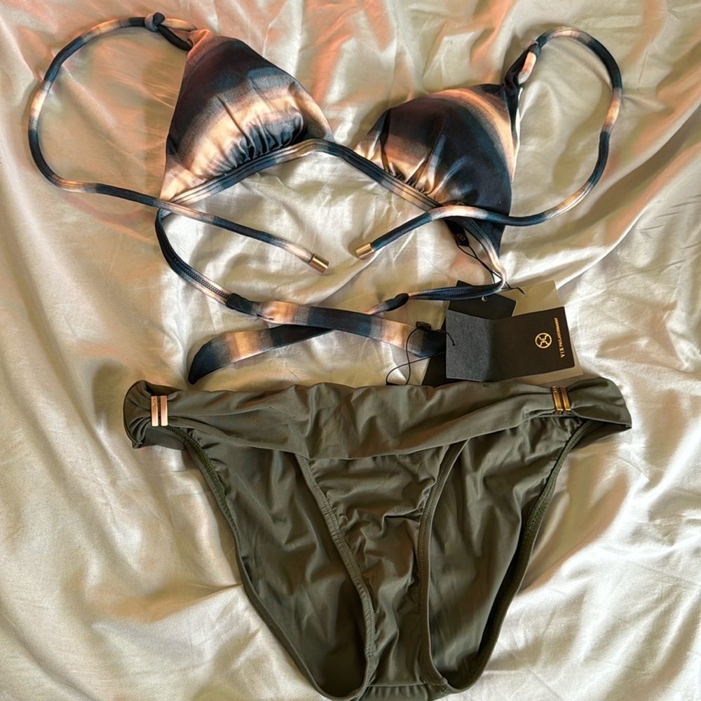 LAST CALL REMOVING AUG 22 VIX Paula Hermanny bathing suit